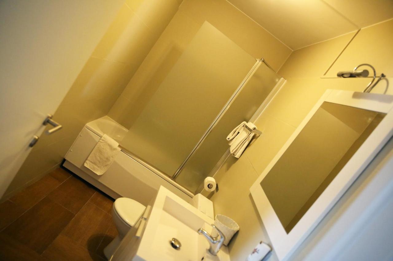 Hotel Au Comte De Mercy Oupeye Ngoại thất bức ảnh